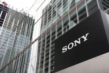 Sony sẽ cắt giảm 50% nhân sự smartphone