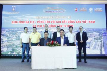 CLB Bất động sản Việt Nam (VREC) và CLB Bất động sản TP.HCM (HREC):  “Hành trình Caravan Kết nối đầu tư” cho hơn 120 doanh nhân