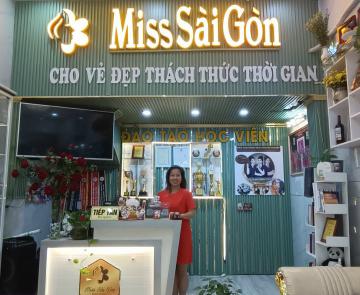 Doanh nhân Nguyễn Thị Công - Nghệ nhân làm đẹp tài năng tại Miss Sài Gòn