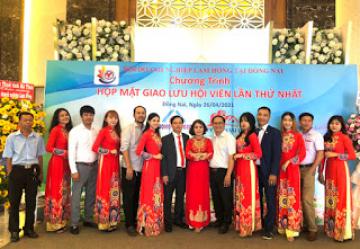 CLB Doanh nghiệp Lam Hồng vừa kết nối, giao lưu với hơn 100 hội viên có cùng nguồn cội Sông Lam, Núi Hồng (Nghệ An – Hà Tỉnh) 